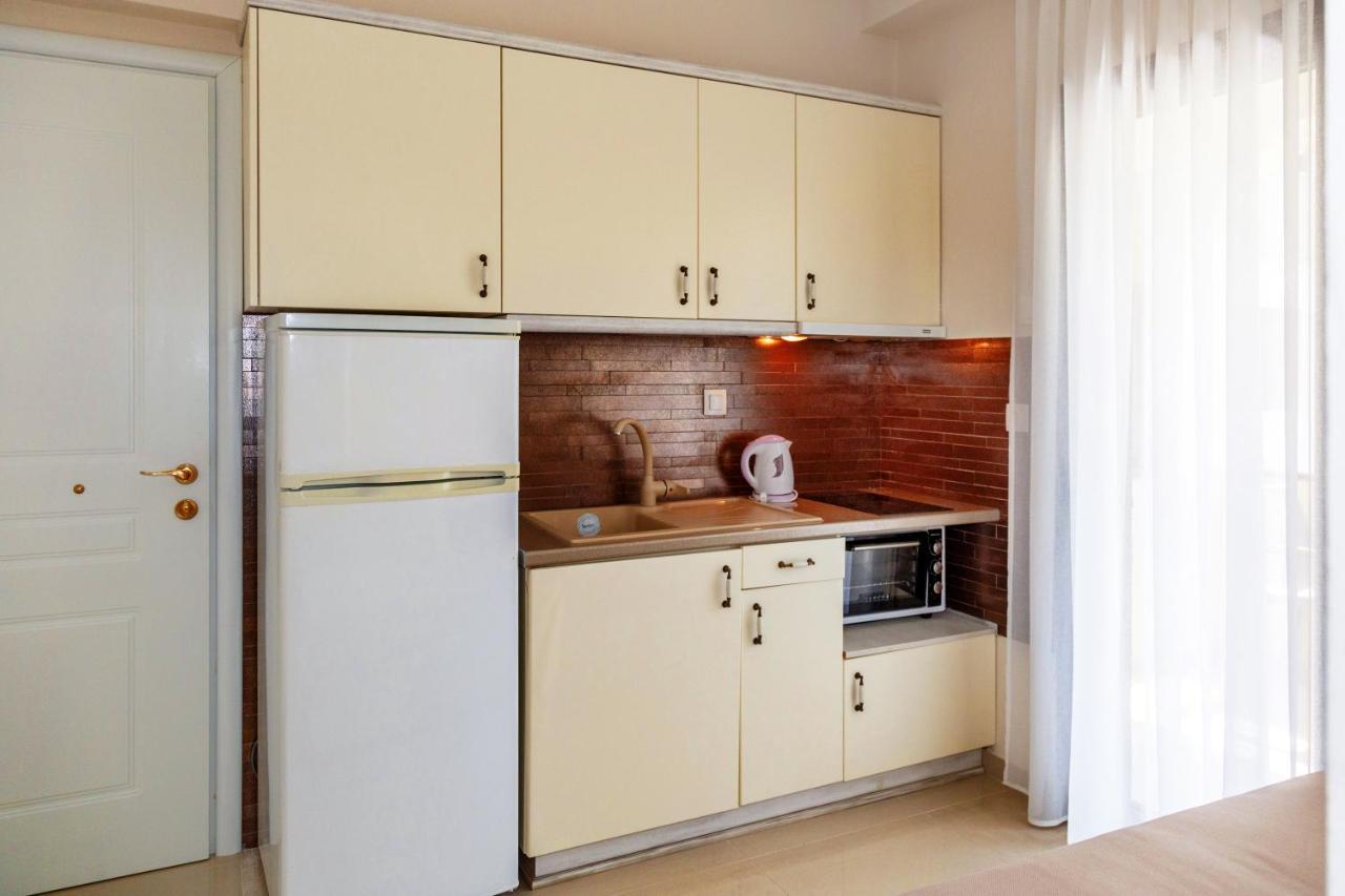 Apartments Kassandrinos-Maria Nikiti  Exterior photo